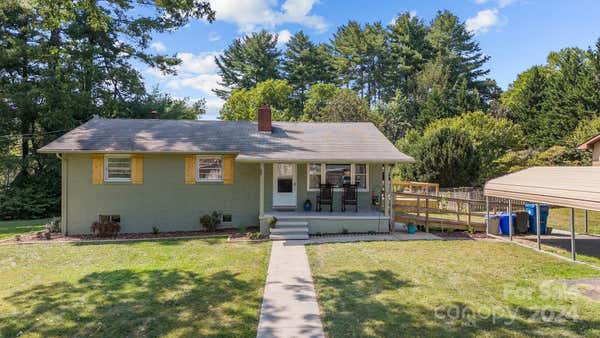 65 LAKEVIEW ST, CLYDE, NC 28721 - Image 1