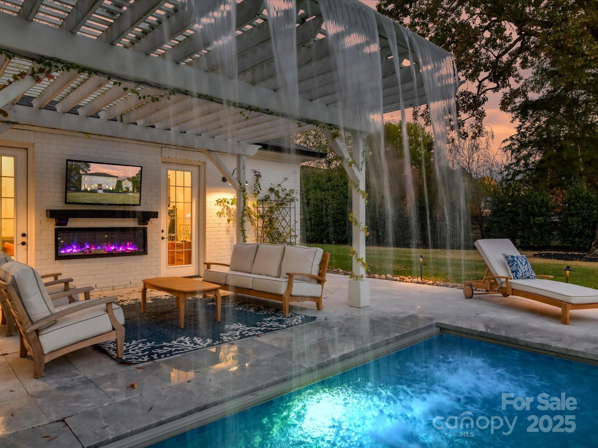 Charlotte, North Carolina, 28277, United States, 6 Bedrooms Bedrooms, ,5 BathroomsBathrooms,Residential,Active,1992626