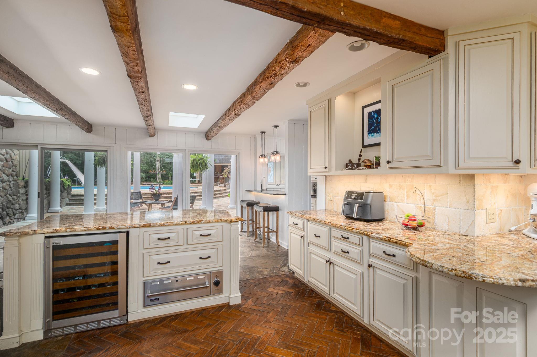 Lincolnton, North Carolina, 28092, United States, 7 Bedrooms Bedrooms, ,8 BathroomsBathrooms,Residential,Active,1936100