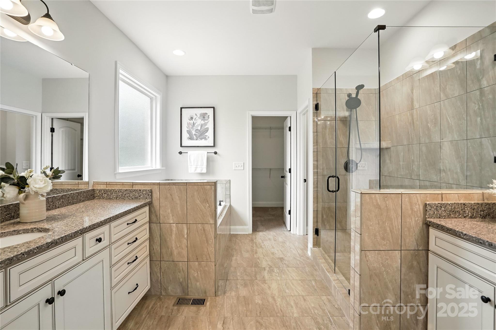 Huntersville, North Carolina, 28078, United States, 4 Bedrooms Bedrooms, ,4 BathroomsBathrooms,Residential,Active,1914595