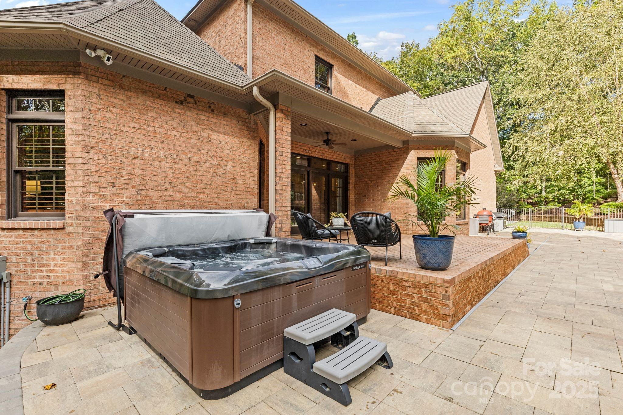 Mooresville, North Carolina, 28117, United States, 4 Bedrooms Bedrooms, ,4 BathroomsBathrooms,Residential,Active,1953647