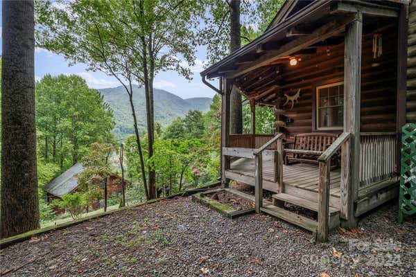 341 SOCO ACRES RD, MAGGIE VALLEY, NC 28751, photo 2 of 42