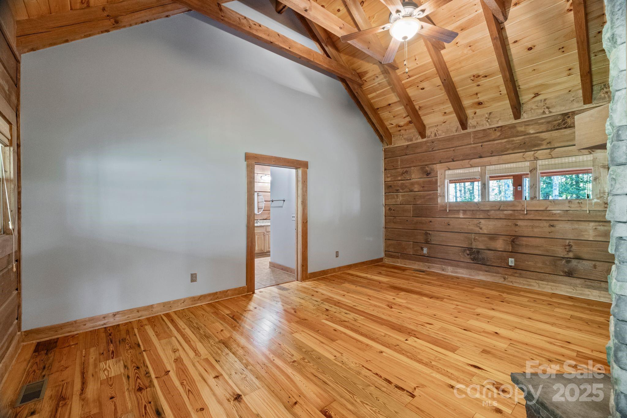 Lenoir, North Carolina, 28645, United States, ,5 BathroomsBathrooms,Residential,Active,1843925