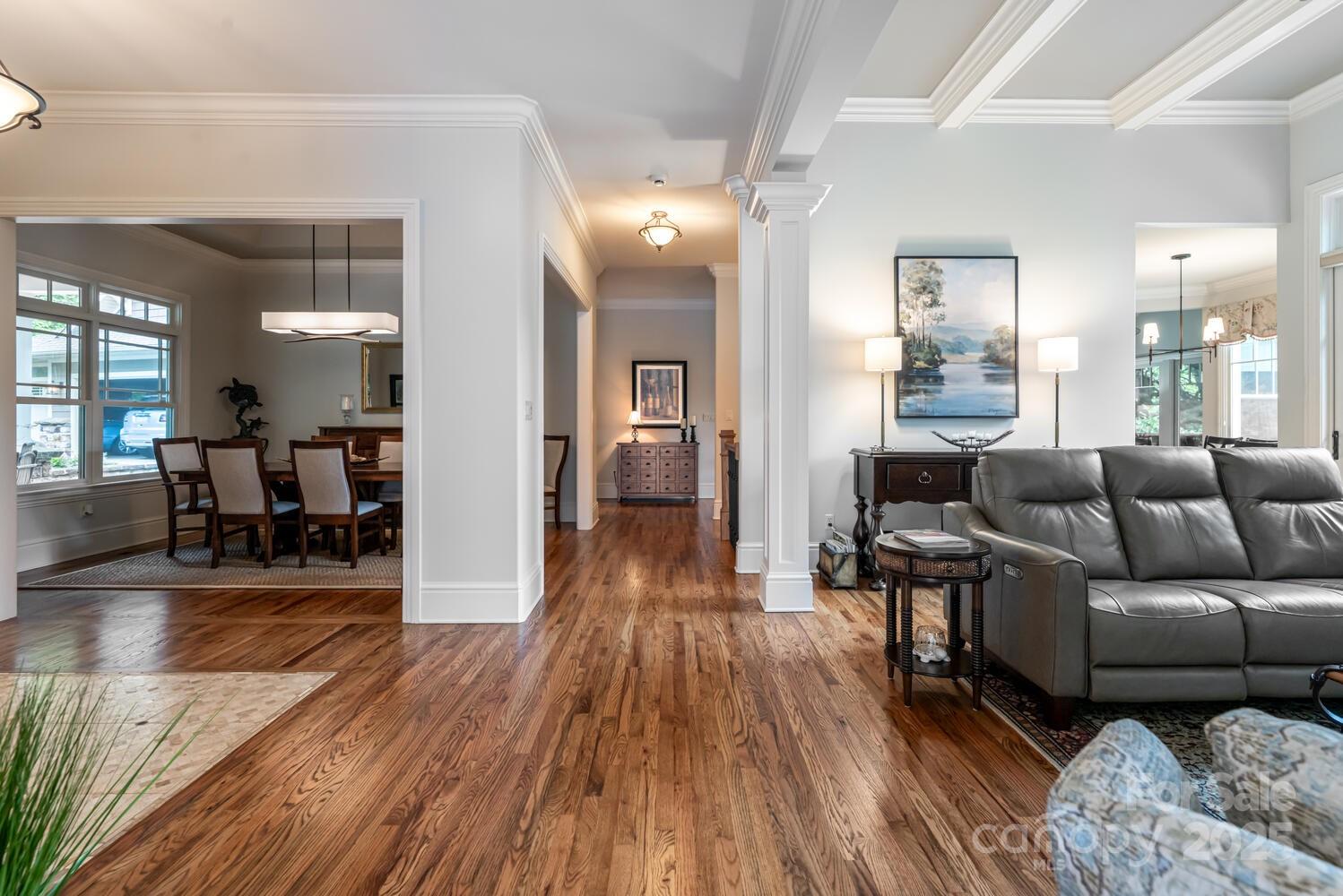 Flat Rock, North Carolina, 28731, United States, 3 Bedrooms Bedrooms, ,4 BathroomsBathrooms,Residential,Active,1965787