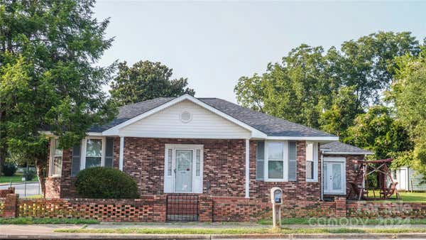 116 W MOULTRIE ST, WINNSBORO, SC 29180 - Image 1