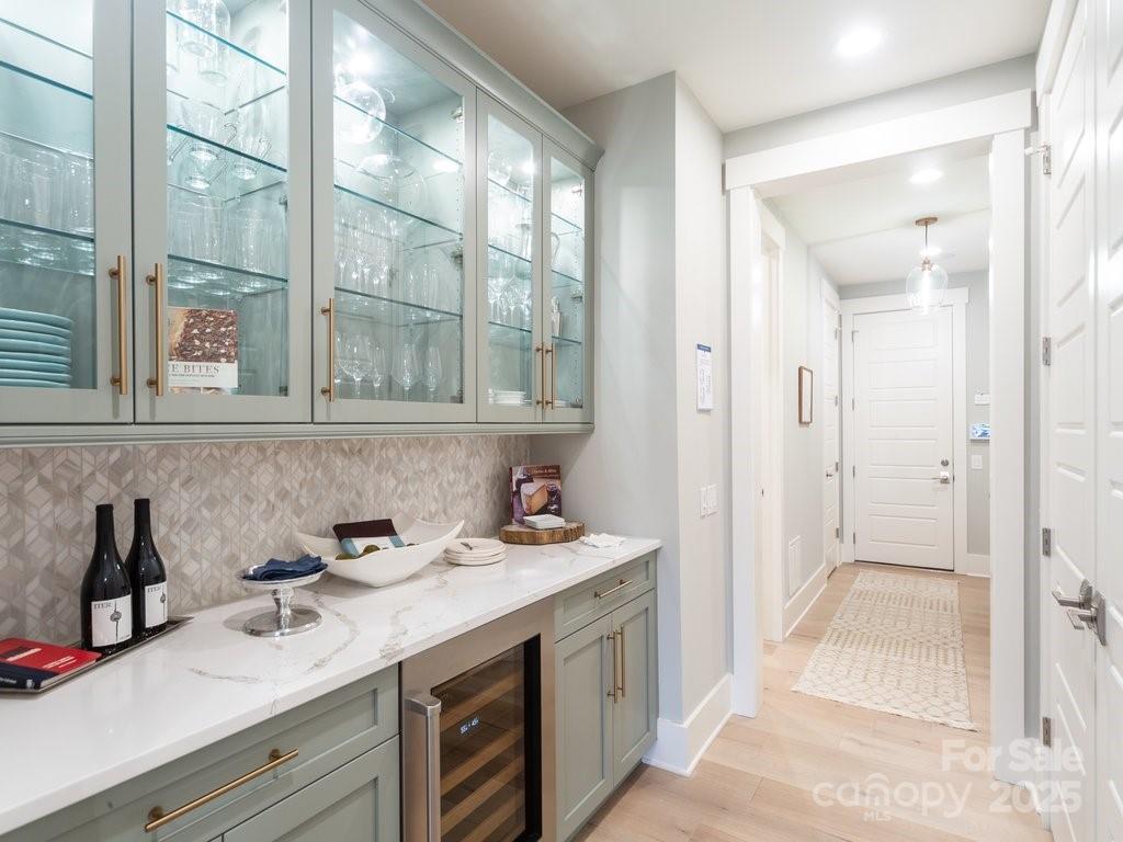 Huntersville, North Carolina, 28078, United States, 4 Bedrooms Bedrooms, ,4 BathroomsBathrooms,Residential,Active,1905080