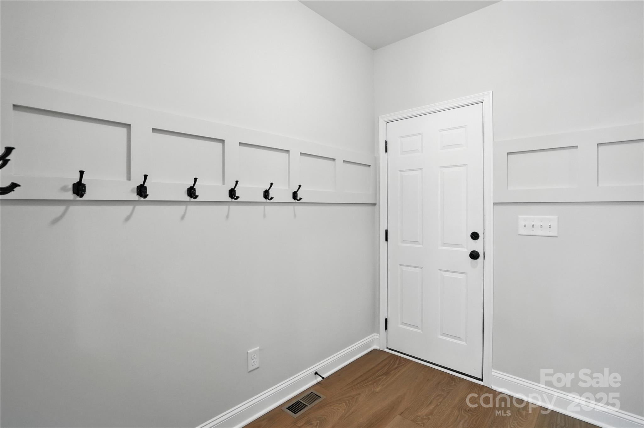 Huntersville, North Carolina, 28078, United States, 4 Bedrooms Bedrooms, ,4 BathroomsBathrooms,Residential,Active,1914595