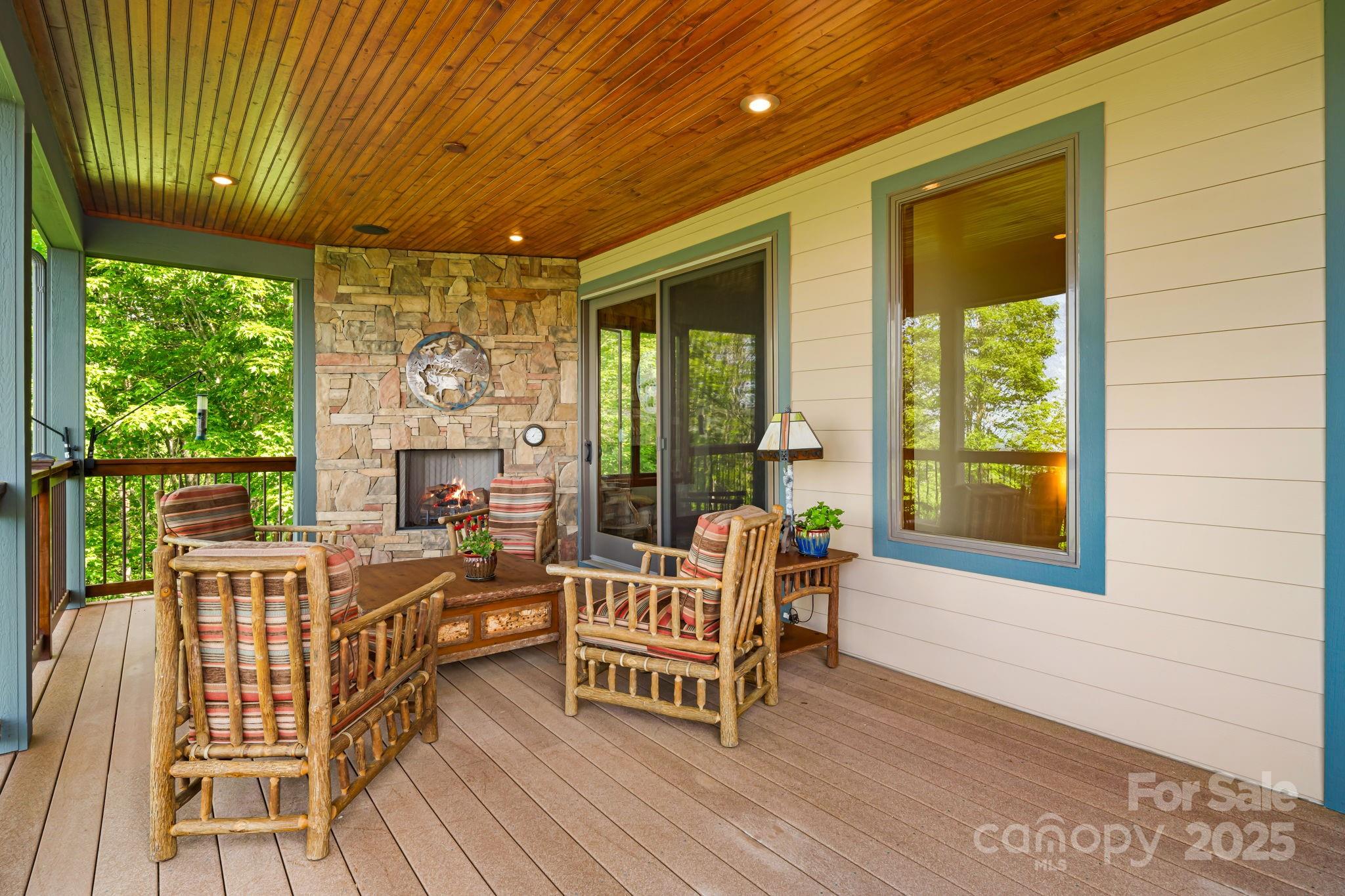 Mars Hill, North Carolina, 28754, United States, 4 Bedrooms Bedrooms, ,6 BathroomsBathrooms,Residential,Active,1996266