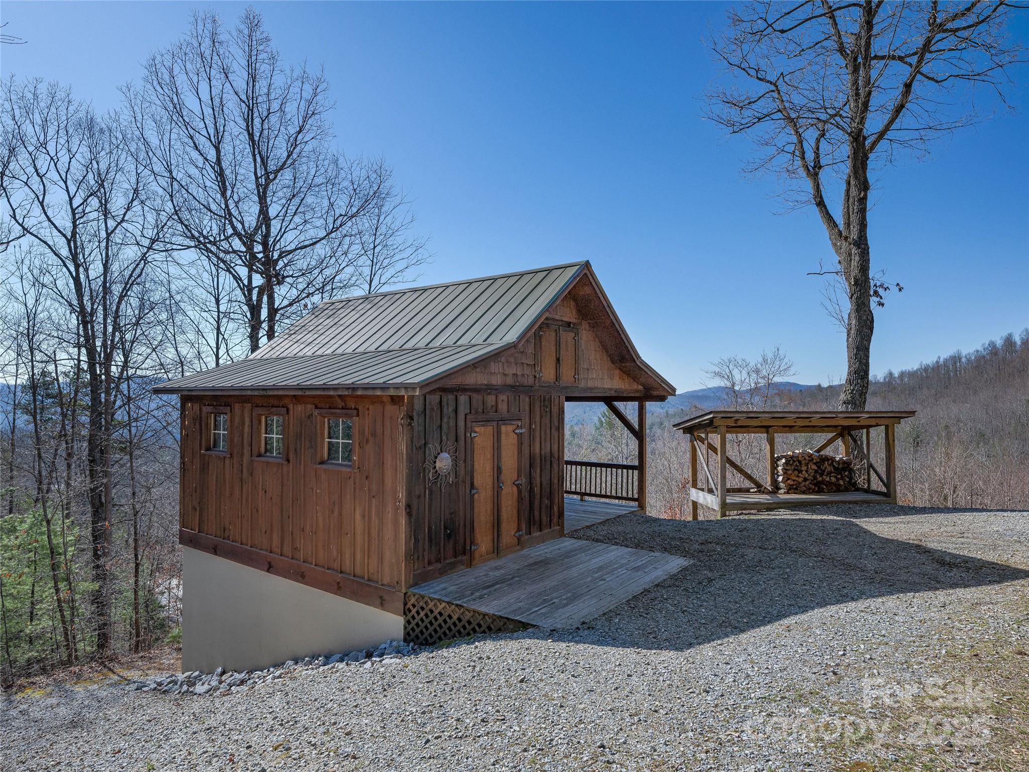 Zirconia, North Carolina, 28790, United States, 3 Bedrooms Bedrooms, ,3 BathroomsBathrooms,Residential,Active,1756946