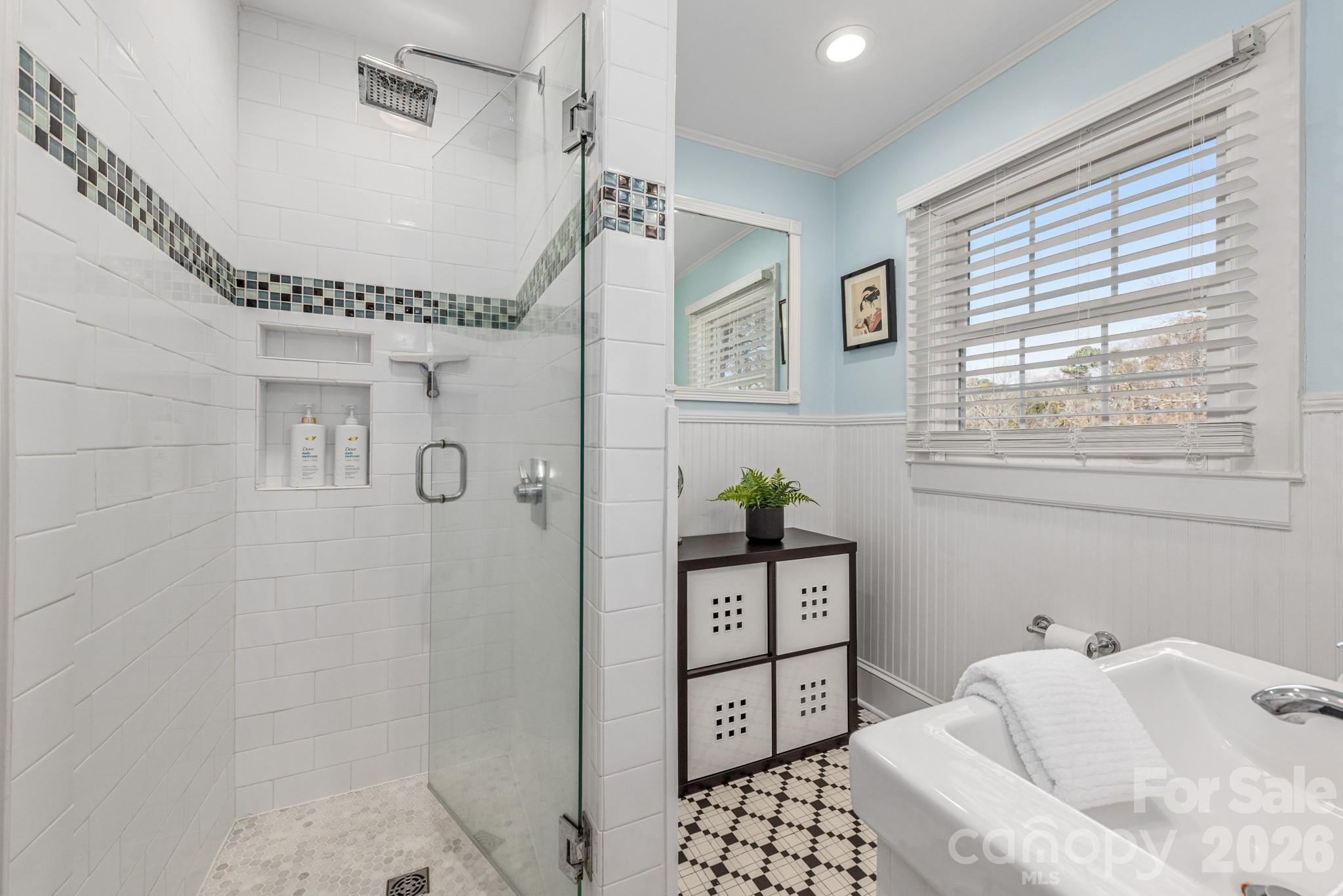 Belmont, North Carolina, 28012, United States, 5 Bedrooms Bedrooms, ,4 BathroomsBathrooms,Residential,Active,2011846