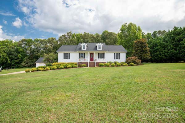 1718 DR SAYE LN, SHARON, SC 29742 - Image 1