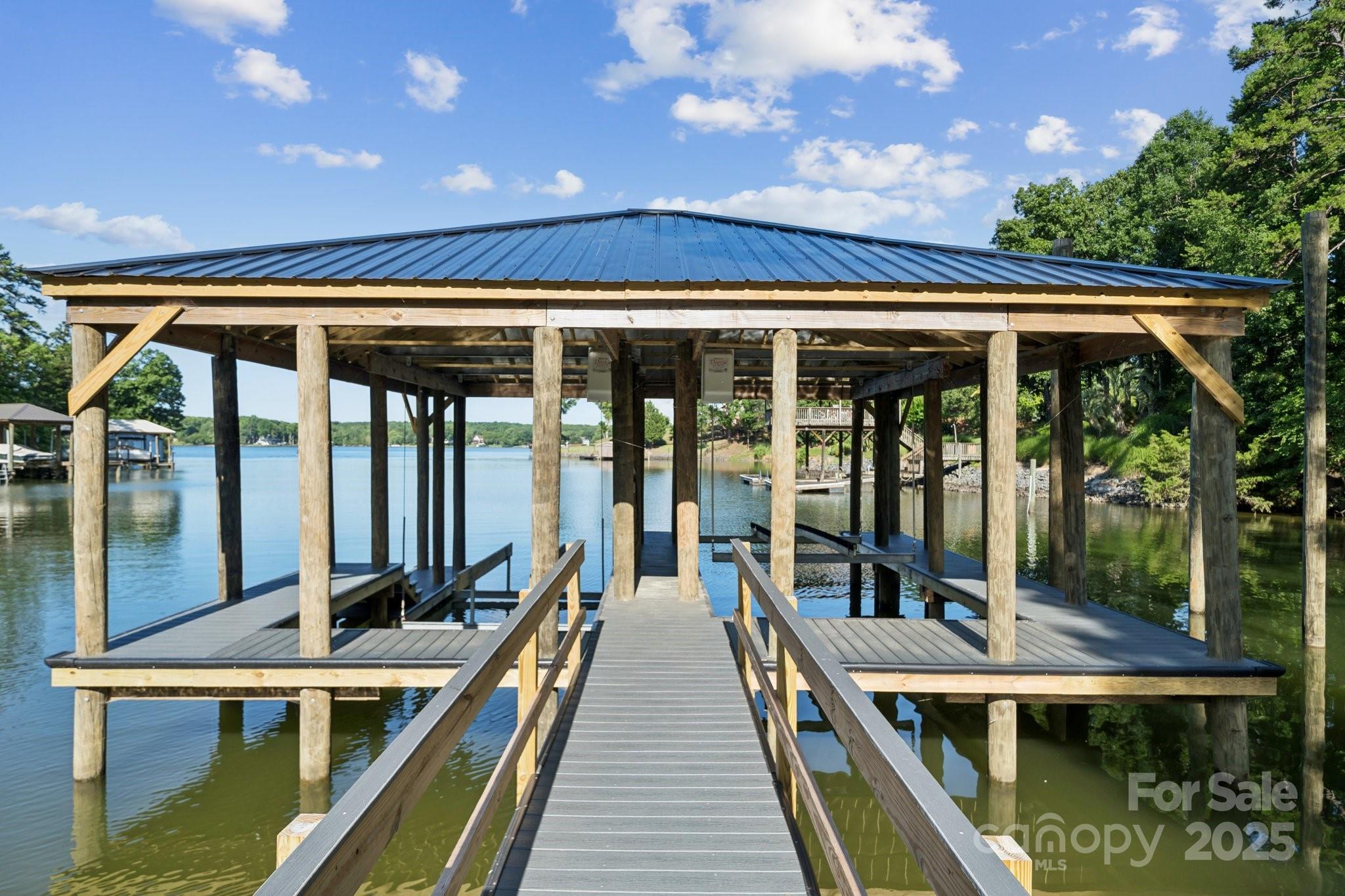 Charlotte, North Carolina, 28278, United States, ,6 BathroomsBathrooms,Residential,Active,1769360