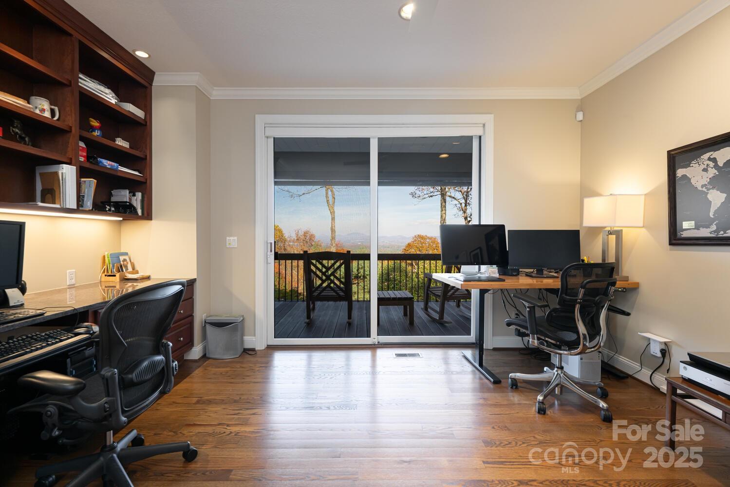 Flat Rock, North Carolina, 28731, United States, 3 Bedrooms Bedrooms, ,4 BathroomsBathrooms,Residential,Active,1990039