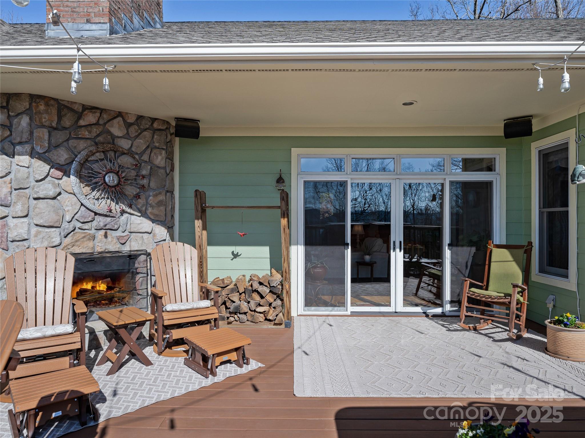 Zirconia, North Carolina, 28790, United States, 3 Bedrooms Bedrooms, ,3 BathroomsBathrooms,Residential,Active,1756946