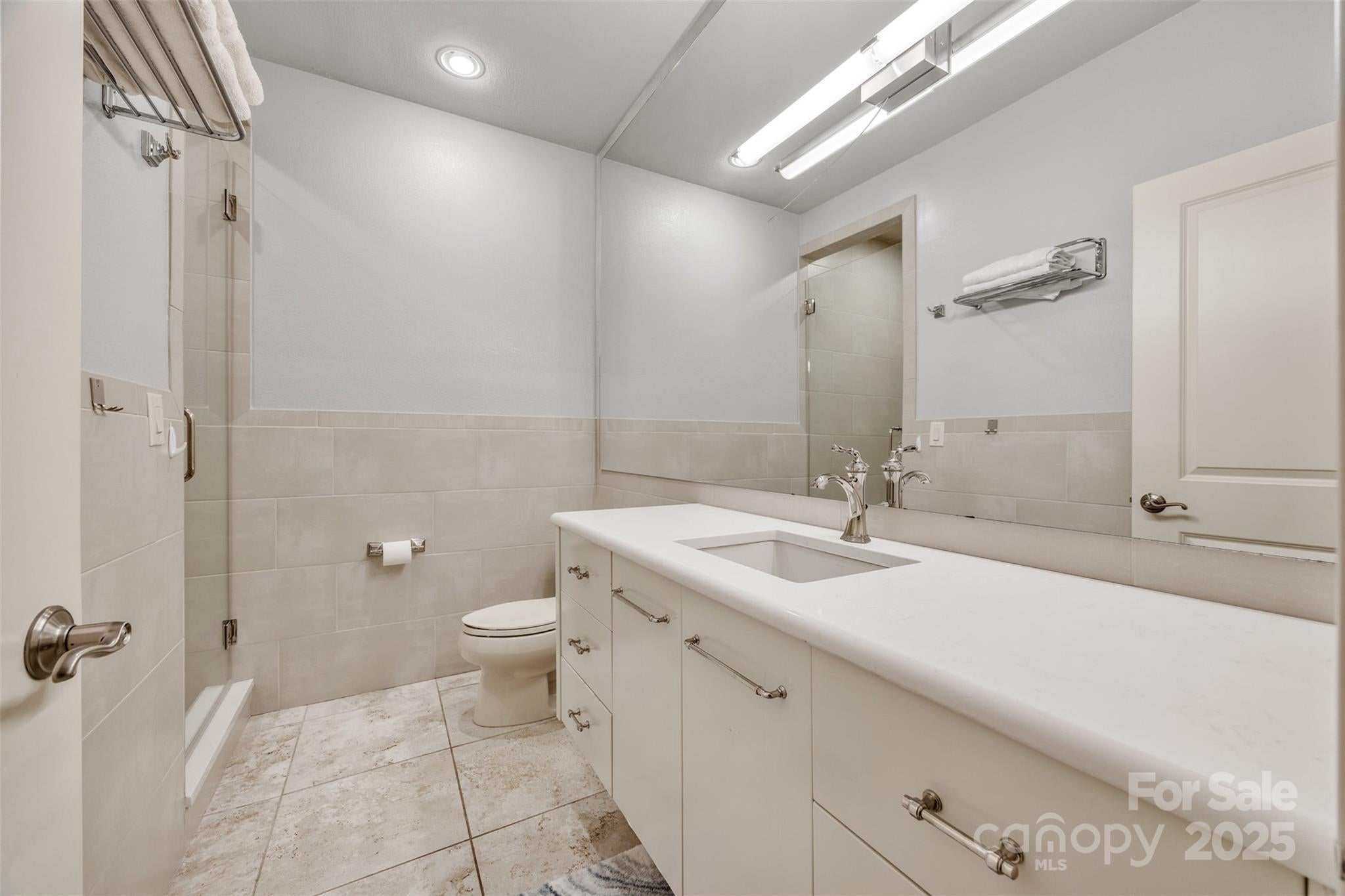 Catawba, North Carolina, 28609, United States, 4 Bedrooms Bedrooms, ,5 BathroomsBathrooms,Residential,Active,1993629