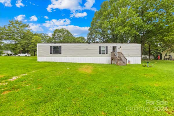 101 AMESBURY RD, GROVER, NC 28073 - Image 1