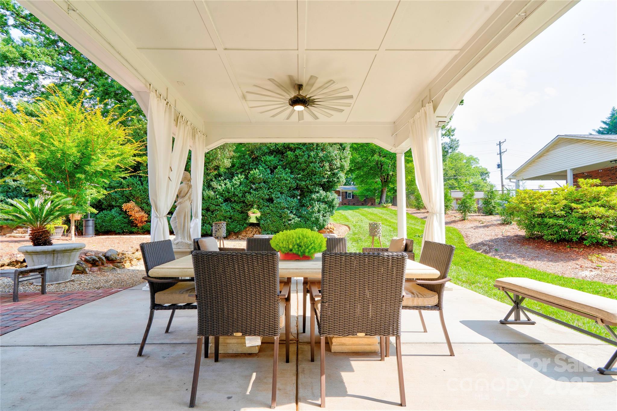 Kings Mountain, North Carolina, 28086, United States, 5 Bedrooms Bedrooms, ,6 BathroomsBathrooms,Residential,Active,1888967