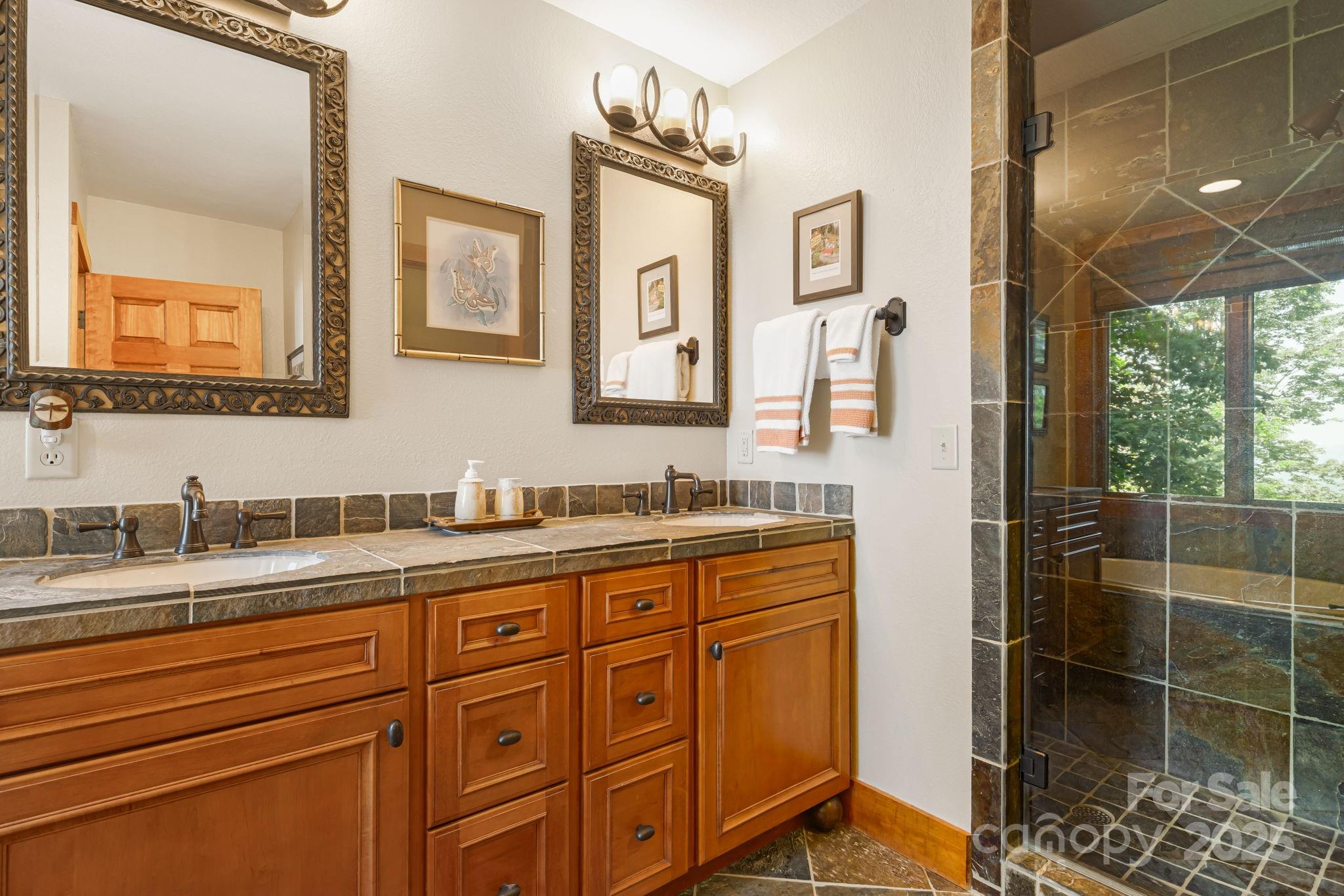 Mars Hill, North Carolina, 28754, United States, 4 Bedrooms Bedrooms, ,6 BathroomsBathrooms,Residential,Active,1996266