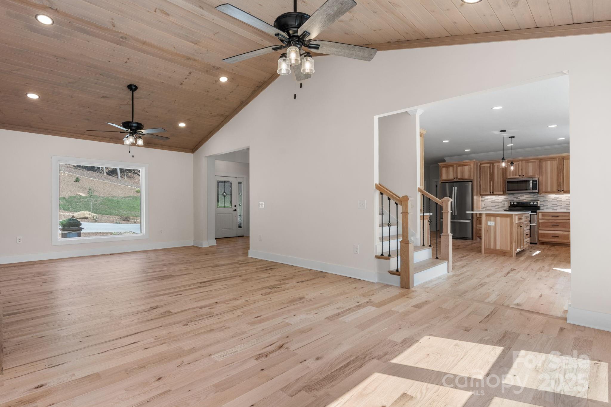 Connelly Springs, North Carolina, 28612, United States, 5 Bedrooms Bedrooms, ,5 BathroomsBathrooms,Residential,Active,1945070
