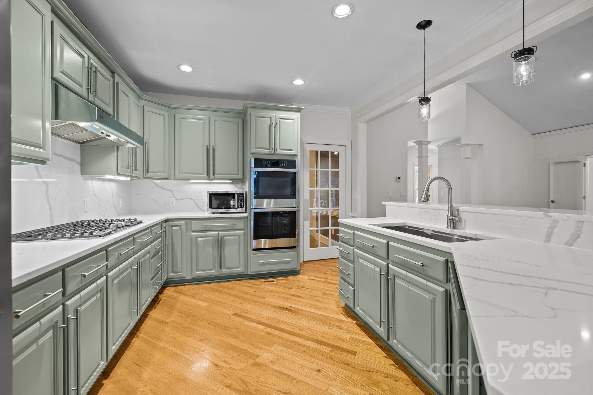 Waxhaw, North Carolina, 28173, United States, 4 Bedrooms Bedrooms, ,5 BathroomsBathrooms,Residential,Active,1986889