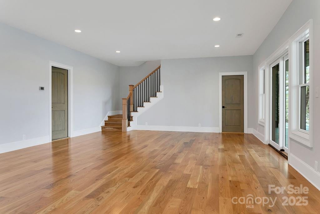 Brevard, North Carolina, 28712, United States, 4 Bedrooms Bedrooms, ,3 BathroomsBathrooms,Residential,Active,1997608