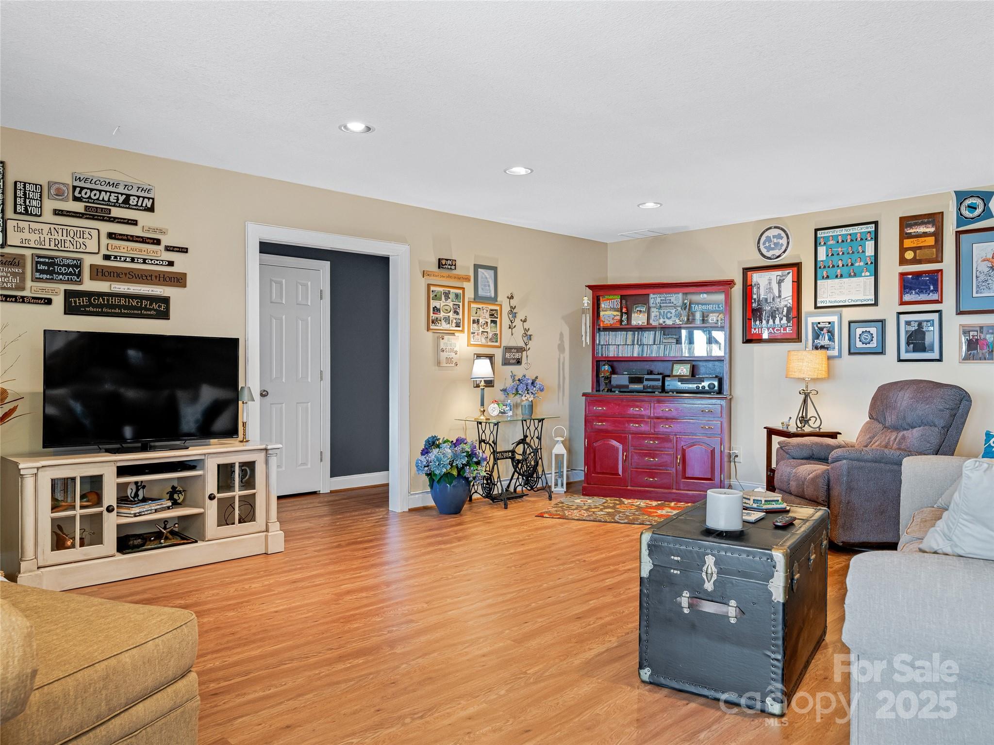 Zirconia, North Carolina, 28790, United States, 3 Bedrooms Bedrooms, ,3 BathroomsBathrooms,Residential,Active,1756946