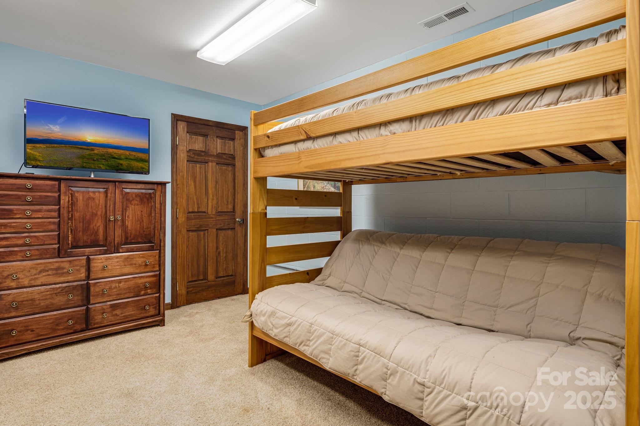 Mars Hill, North Carolina, 28754, United States, 4 Bedrooms Bedrooms, ,4 BathroomsBathrooms,Residential,Active,1960160