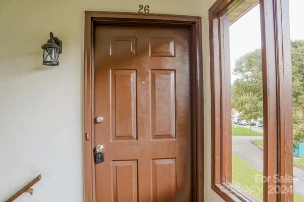 525 12TH ST SW APT 26, HICKORY, NC 28602 - Image 1