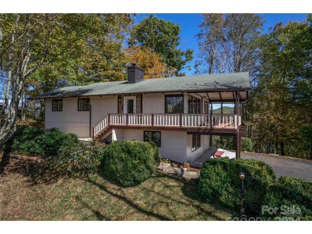 405 STRAWBERRY LN, NEWLAND, NC 28657, photo 1 of 47