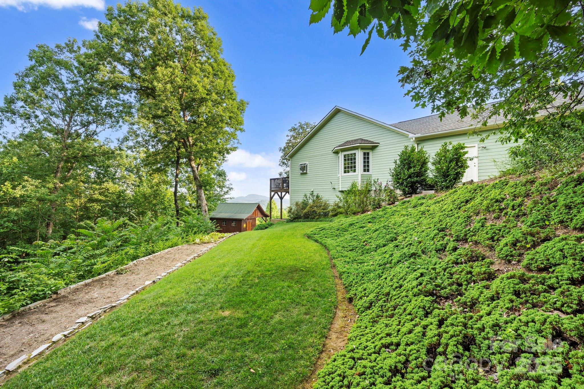 Zirconia, North Carolina, 28790, United States, 3 Bedrooms Bedrooms, ,3 BathroomsBathrooms,Residential,Active,1756946