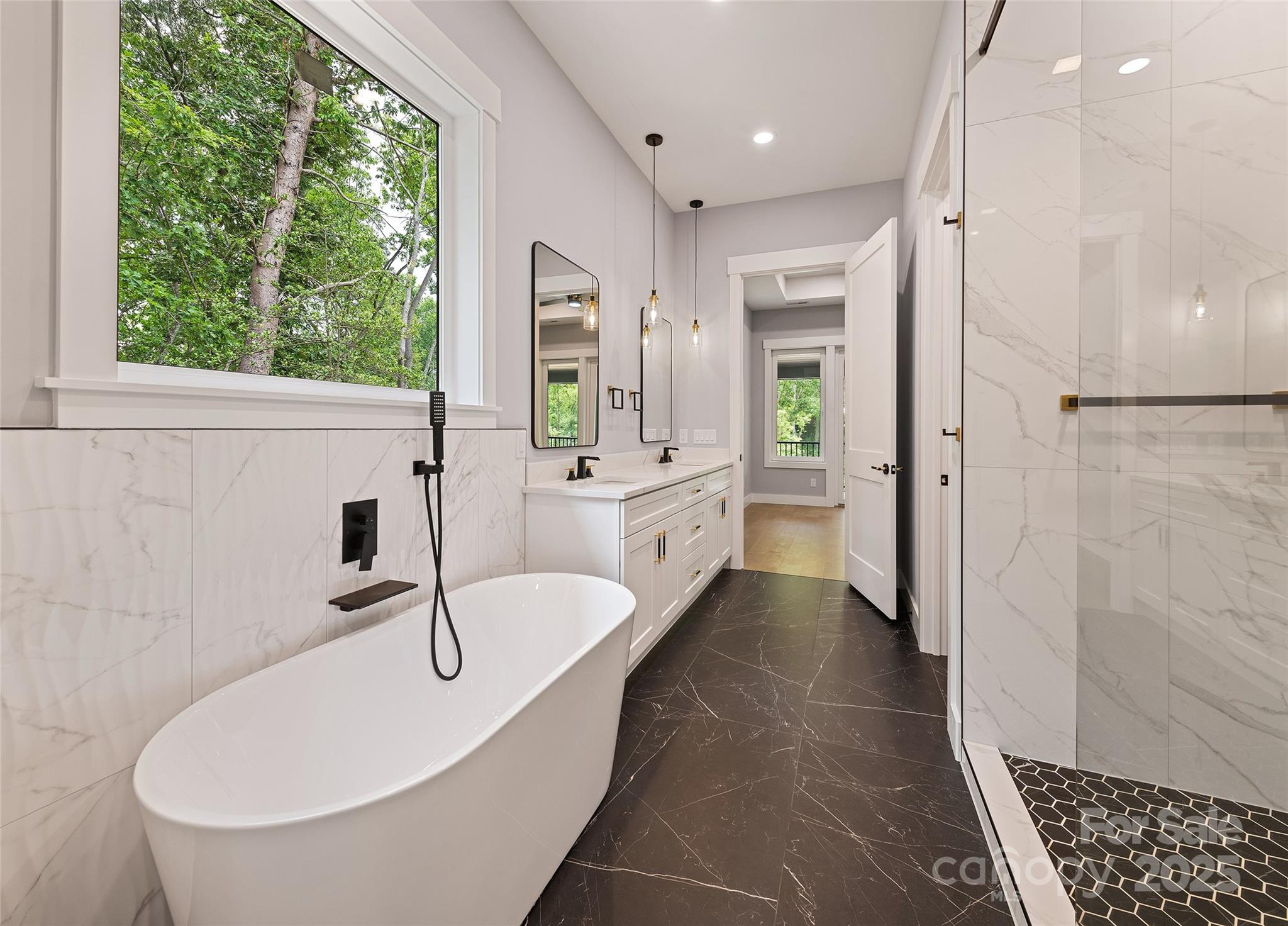 Arden, North Carolina, 28704, United States, 3 Bedrooms Bedrooms, ,3 BathroomsBathrooms,Residential,Active,1778755