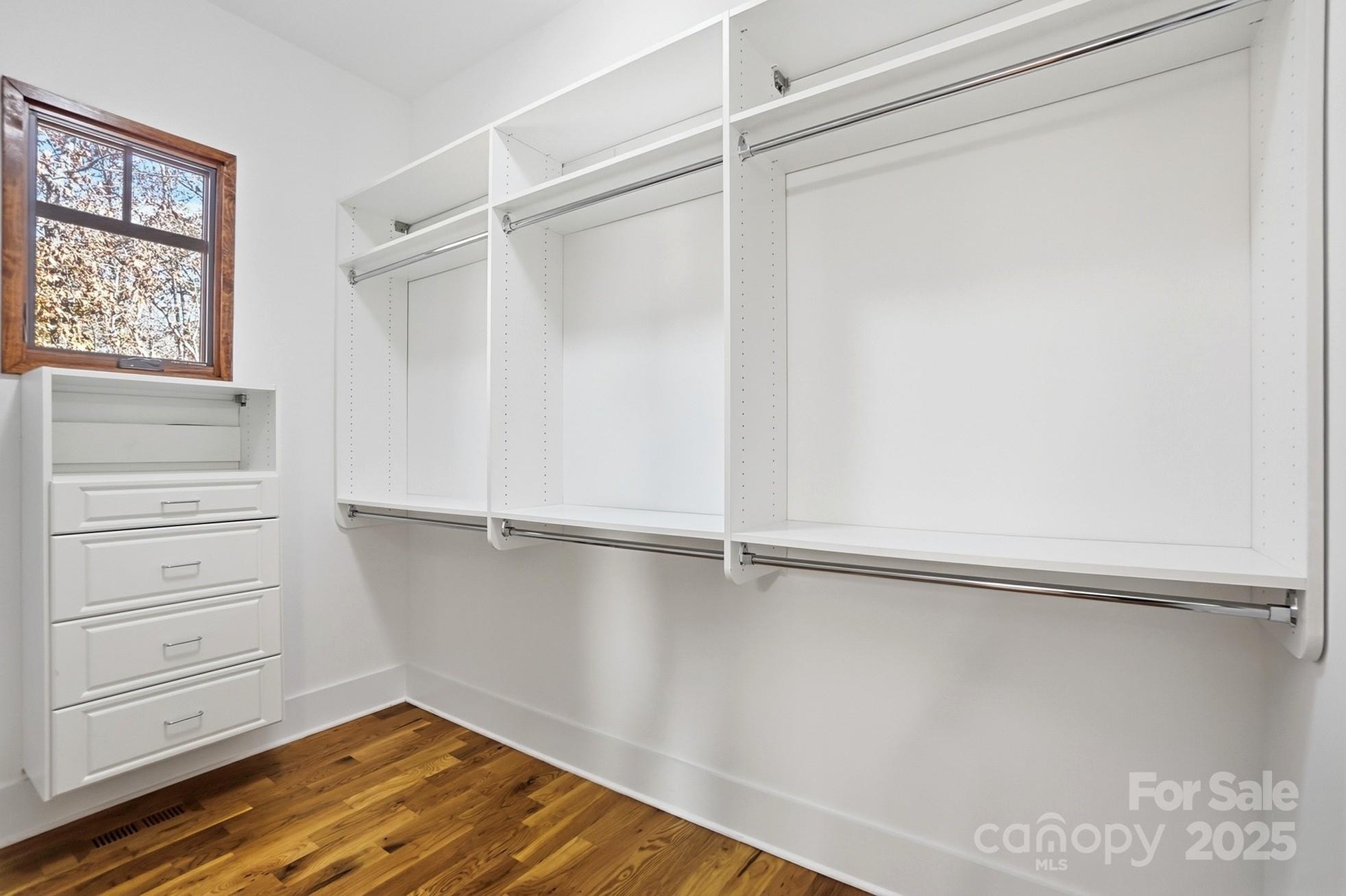 Waxhaw, North Carolina, 28173, United States, 4 Bedrooms Bedrooms, ,5 BathroomsBathrooms,Residential,Active,1990673