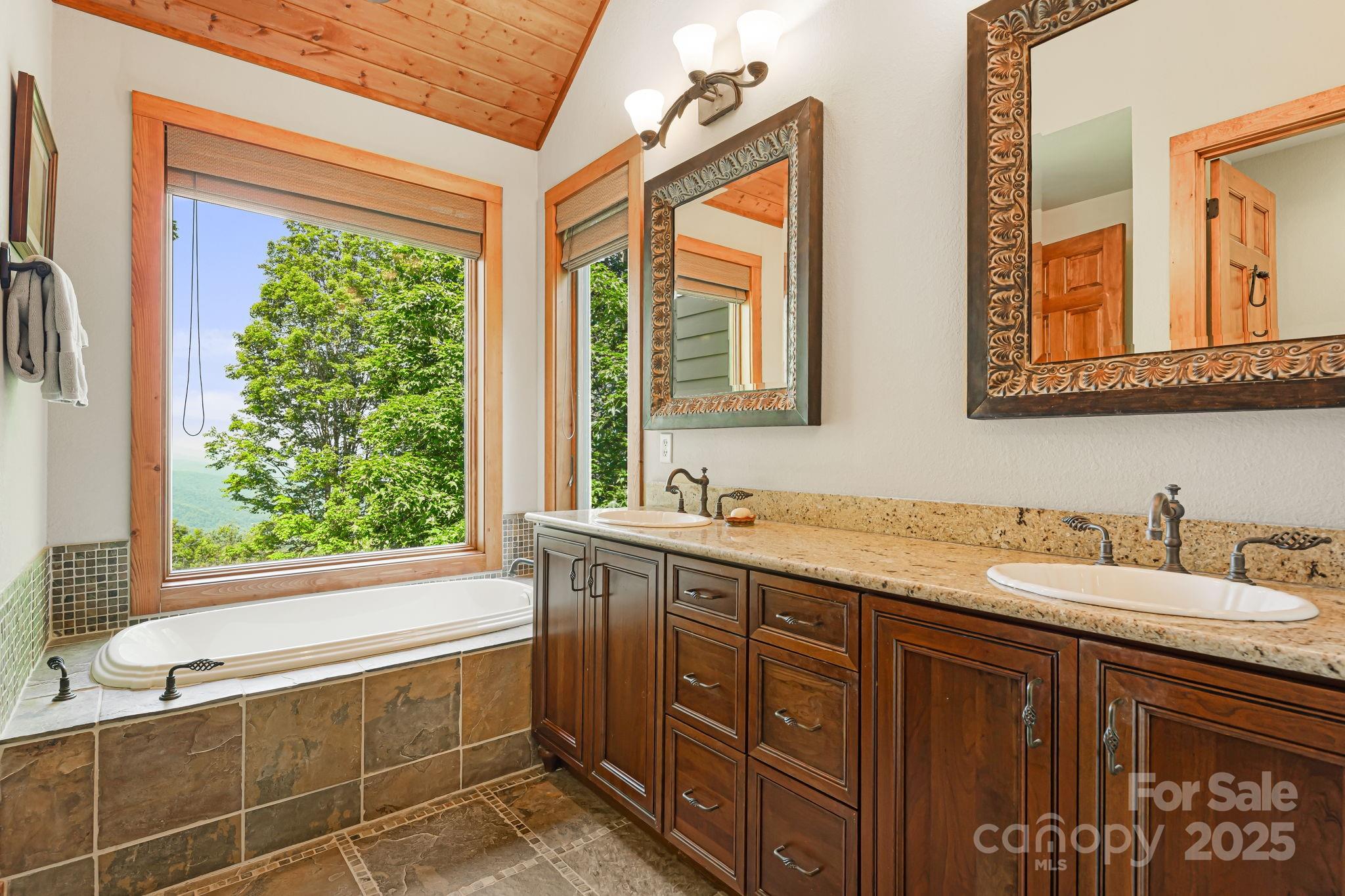 Mars Hill, North Carolina, 28754, United States, 4 Bedrooms Bedrooms, ,6 BathroomsBathrooms,Residential,Active,1996266