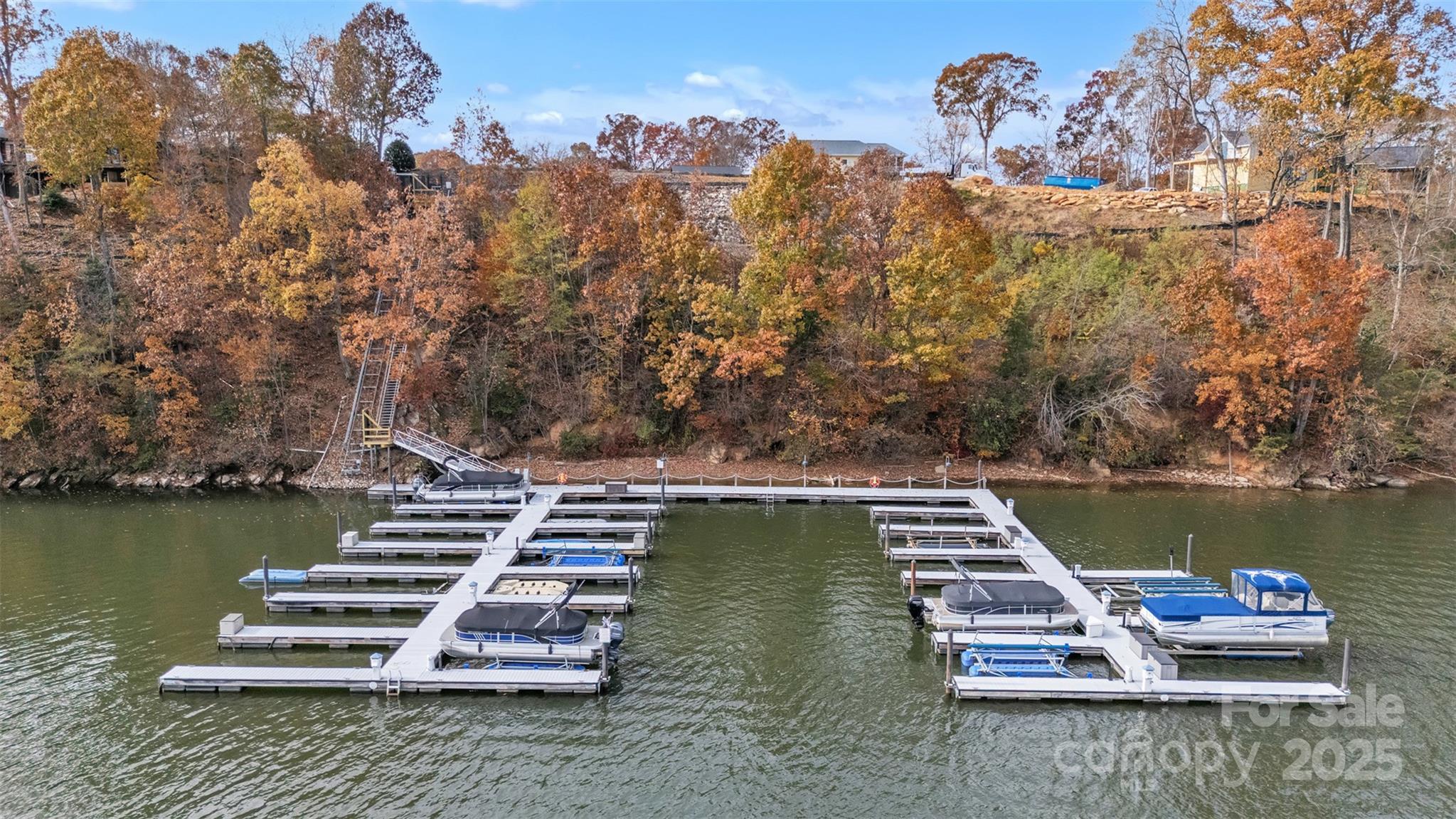 Catawba, North Carolina, 28609, United States, 4 Bedrooms Bedrooms, ,5 BathroomsBathrooms,Residential,Active,1993629