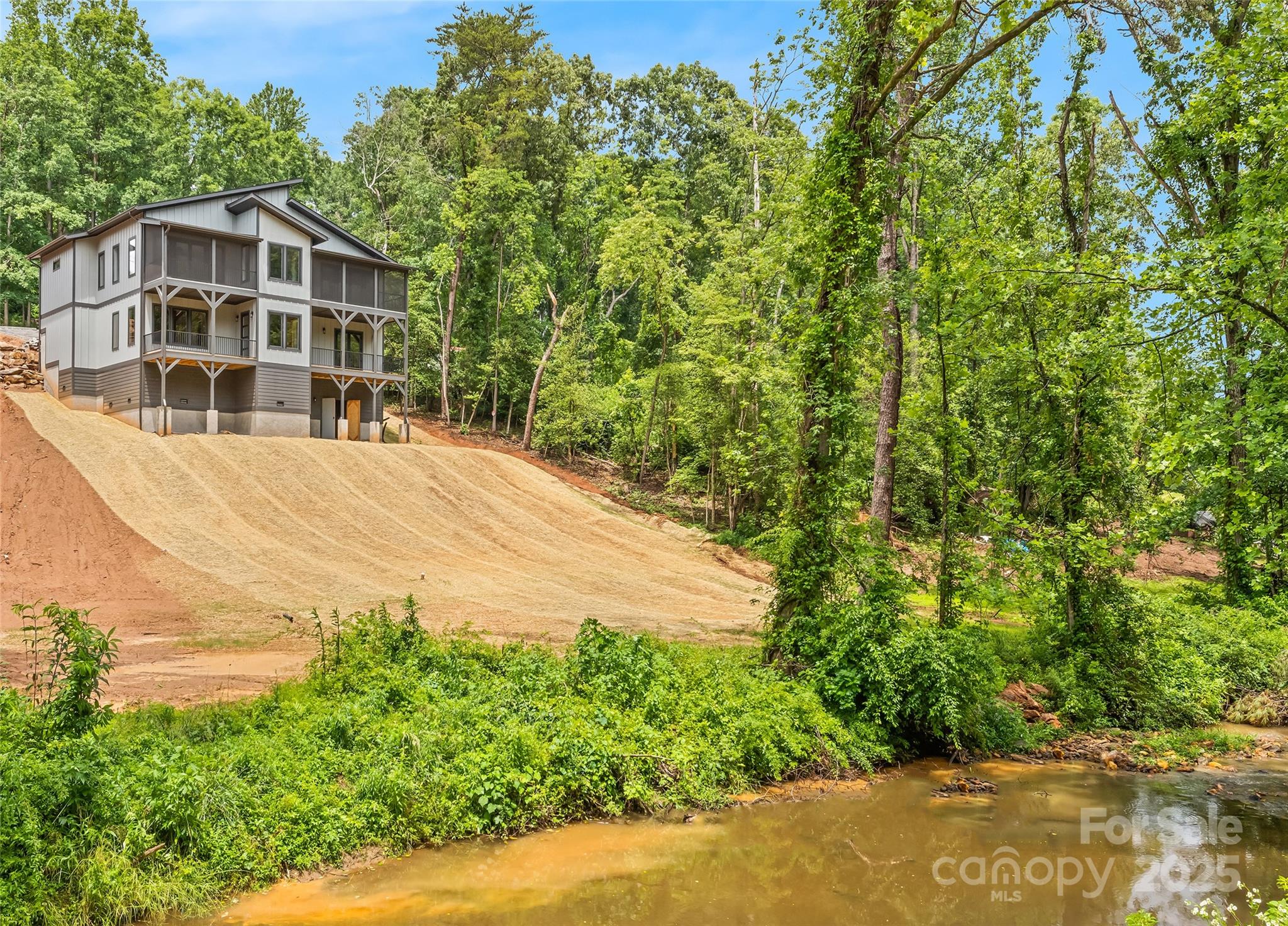 Arden, North Carolina, 28704, United States, 3 Bedrooms Bedrooms, ,3 BathroomsBathrooms,Residential,Active,1778755