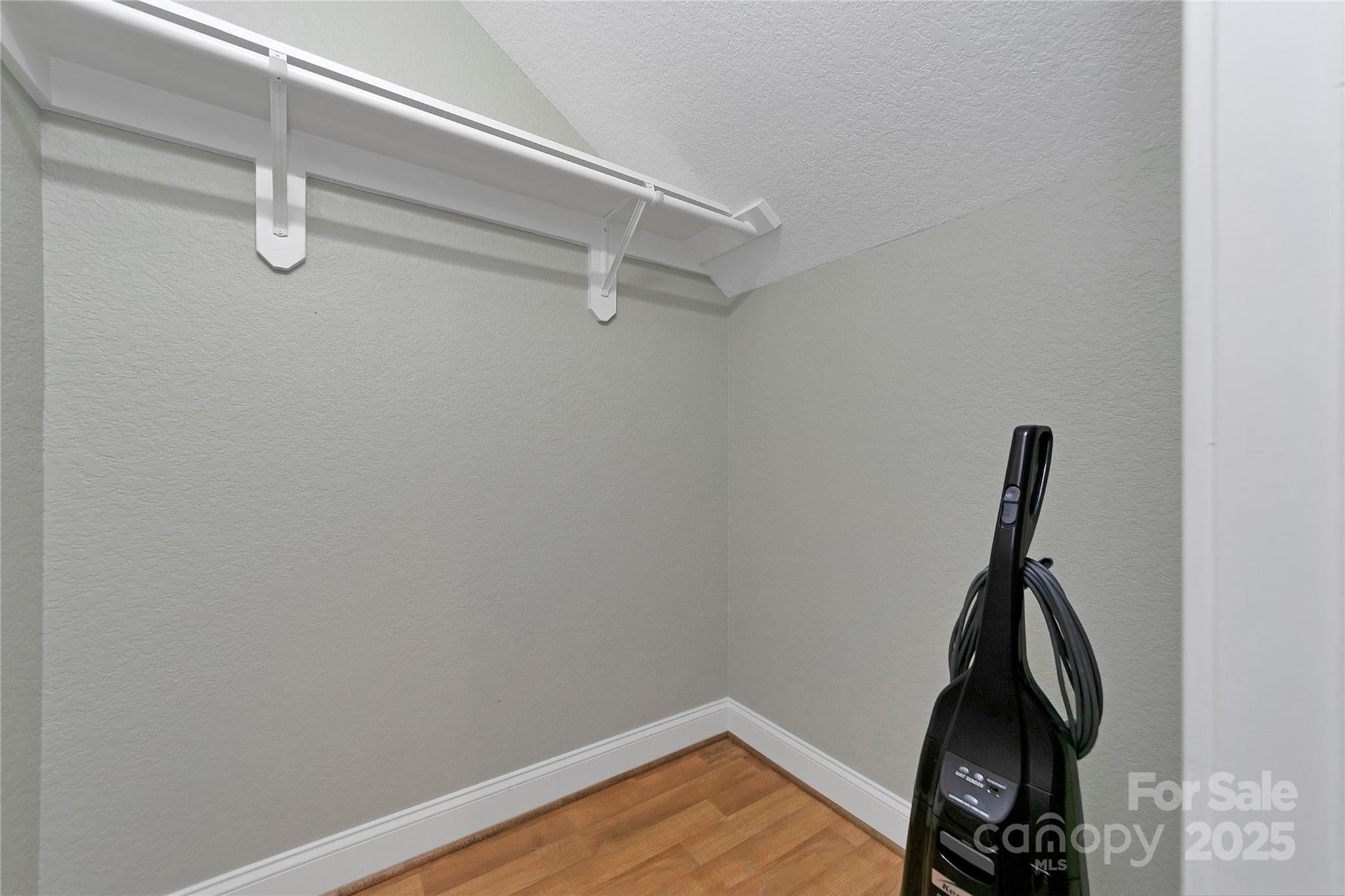 Brevard, North Carolina, 28712, United States, 4 Bedrooms Bedrooms, ,4 BathroomsBathrooms,Residential,Active,2006978