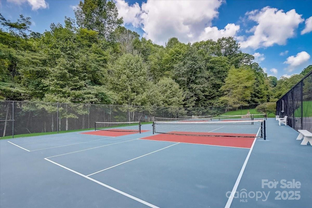 Mars Hill, North Carolina, 28754, United States, 3 Bedrooms Bedrooms, ,3 BathroomsBathrooms,Residential,Active,1900501