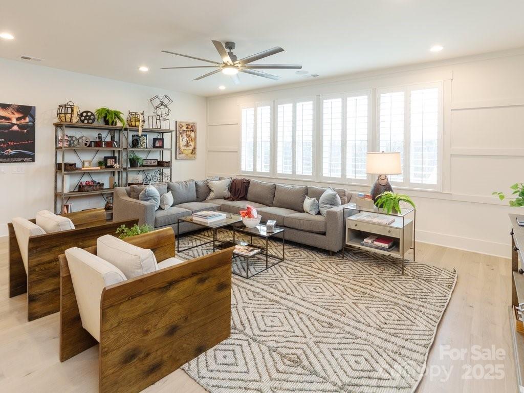 Huntersville, North Carolina, 28078, United States, 4 Bedrooms Bedrooms, ,4 BathroomsBathrooms,Residential,Active,1905080