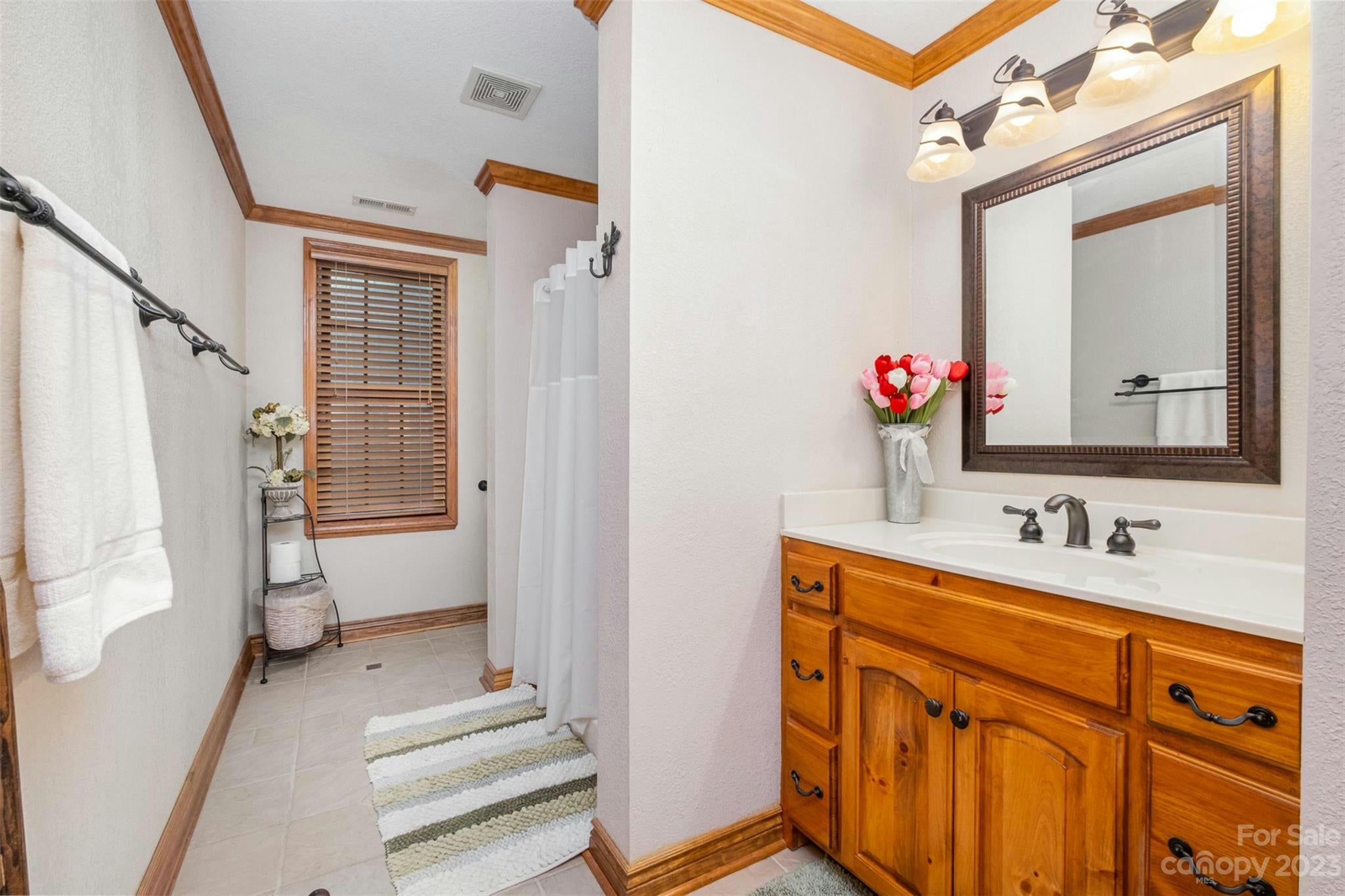 Statesville, North Carolina, 28625, United States, ,8 BathroomsBathrooms,Residential,Active,1769405