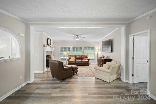 499 SANDY CREEK LN, LEXINGTON, NC 27295 - Image 1