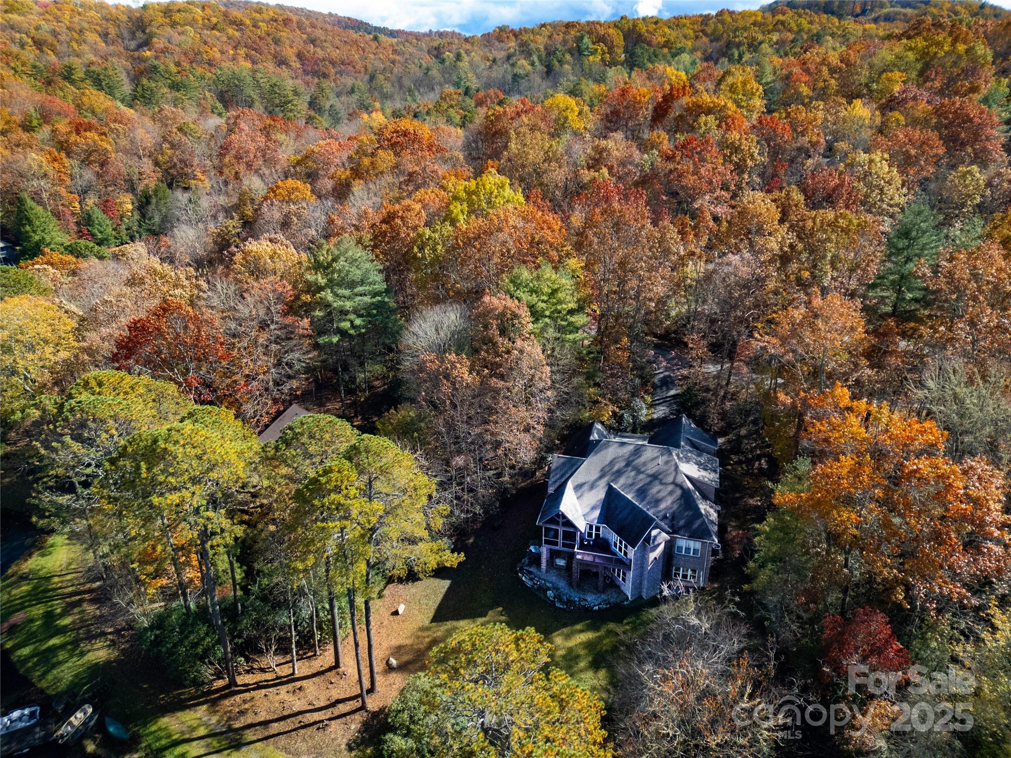 Brevard, North Carolina, 28712, United States, 4 Bedrooms Bedrooms, ,4 BathroomsBathrooms,Residential,Active,2006978