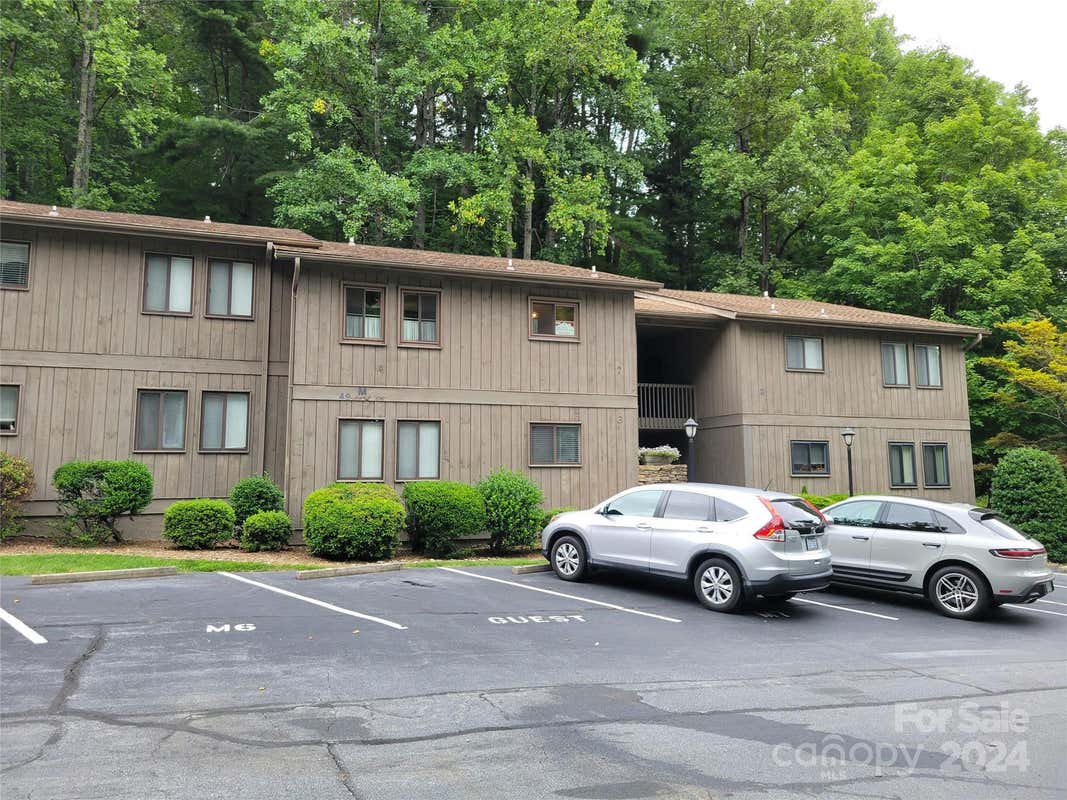 49 LAKE DR APT M7, HENDERSONVILLE, NC 28739, photo 1 of 17