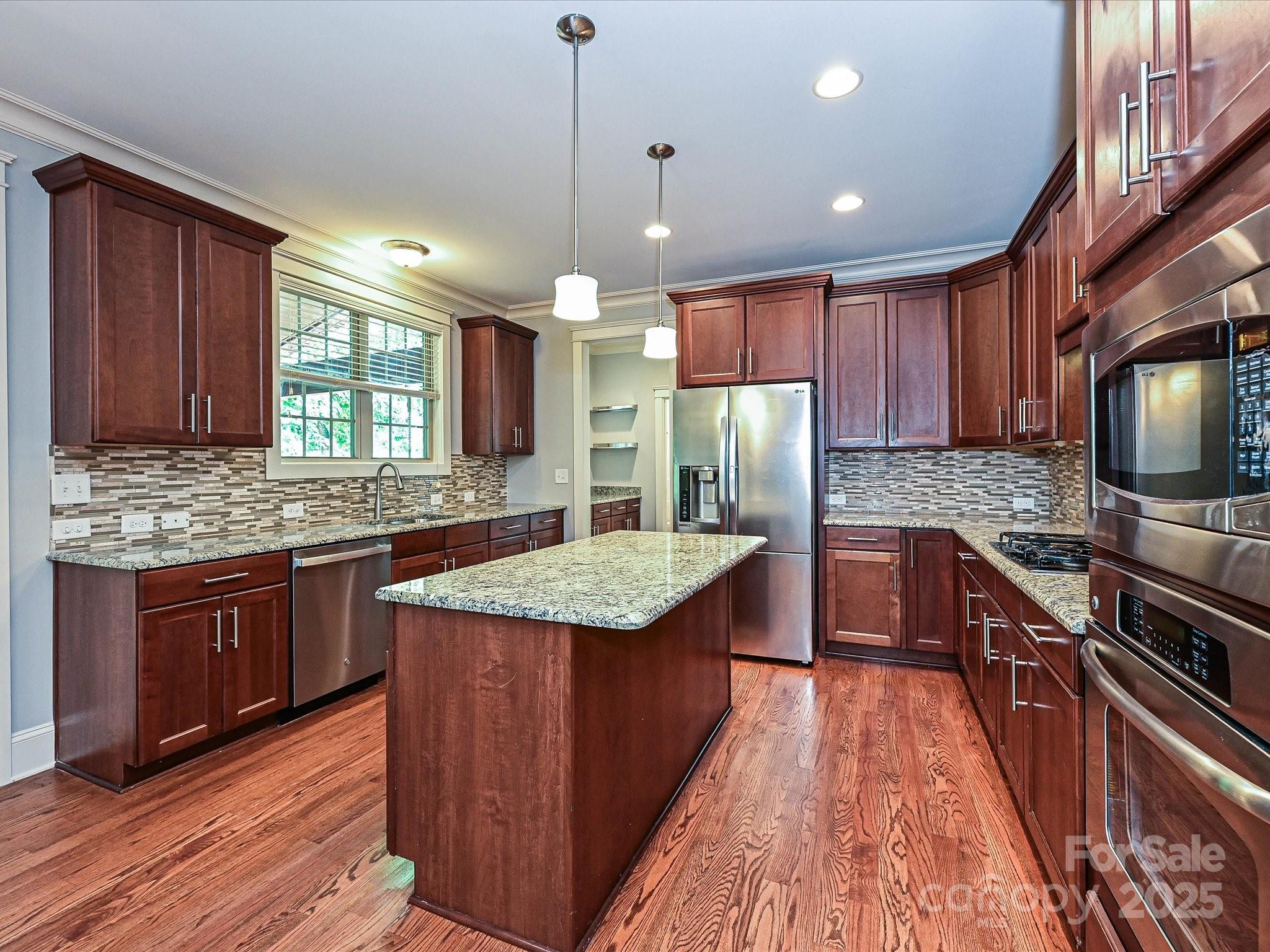 Charlotte, North Carolina, 28270, United States, 4 Bedrooms Bedrooms, ,4 BathroomsBathrooms,Residential,Active,1905086