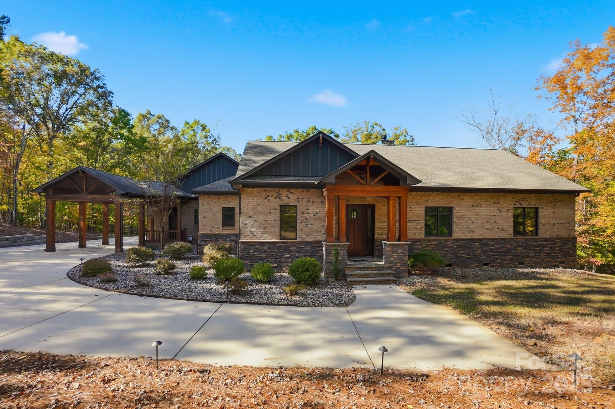 Waxhaw, North Carolina, 28173, United States, 4 Bedrooms Bedrooms, ,5 BathroomsBathrooms,Residential,Active,1990673