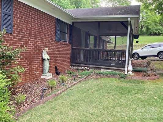 314 LITTLE ST, LINCOLNTON, NC 28092, photo 2 of 17