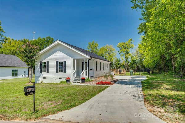 102 STANTON ST, CLOVER, SC 29710 - Image 1