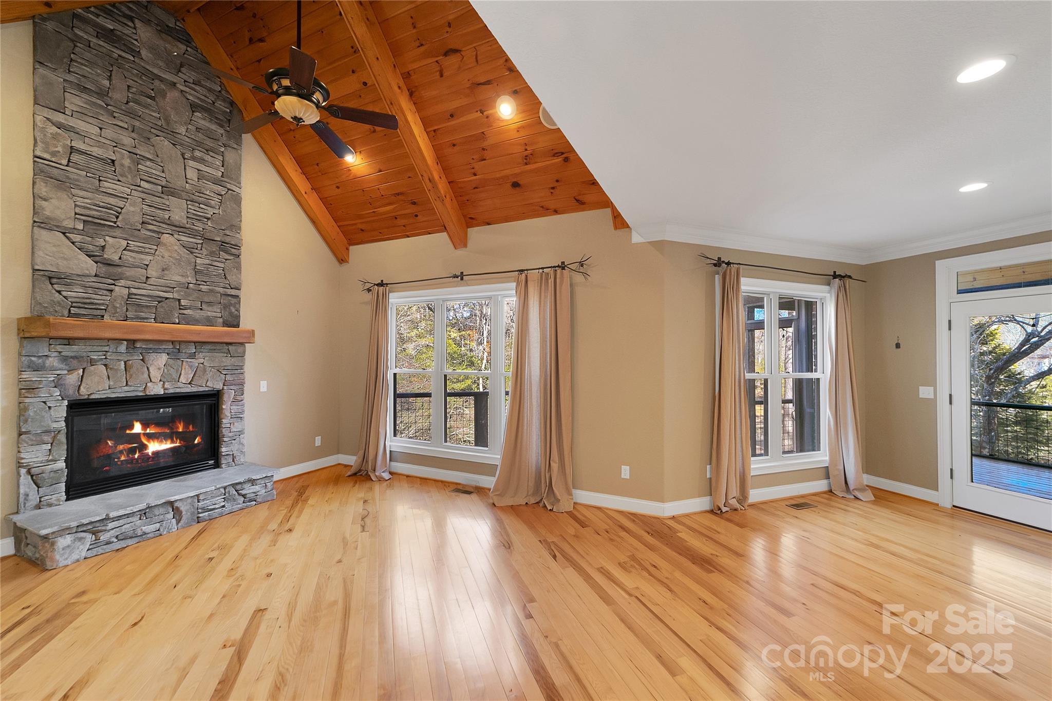 Brevard, North Carolina, 28712, United States, 4 Bedrooms Bedrooms, ,4 BathroomsBathrooms,Residential,Active,2006978