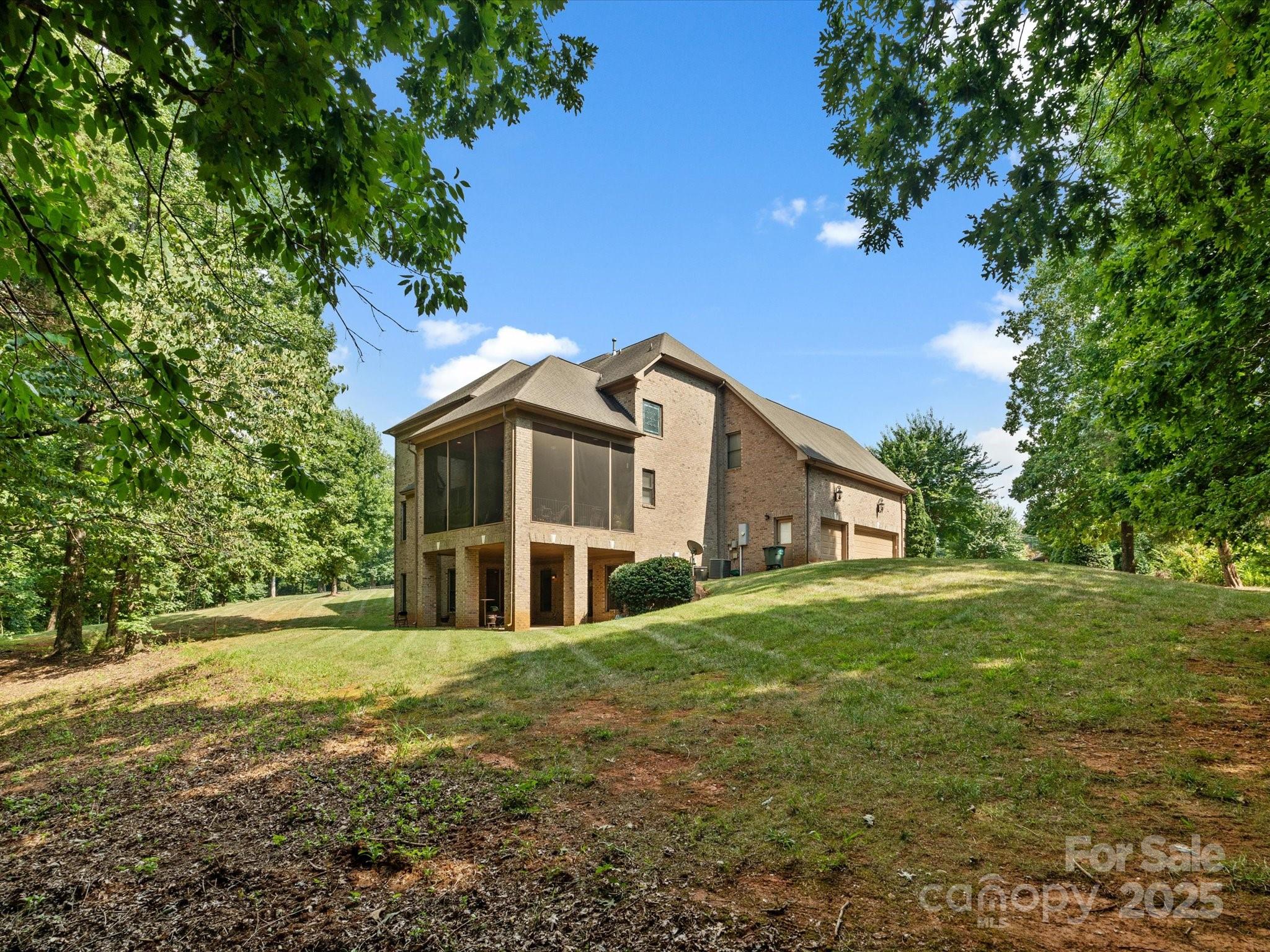 Mint Hill, North Carolina, 28227, United States, 6 Bedrooms Bedrooms, ,7 BathroomsBathrooms,Residential,Active,1990616