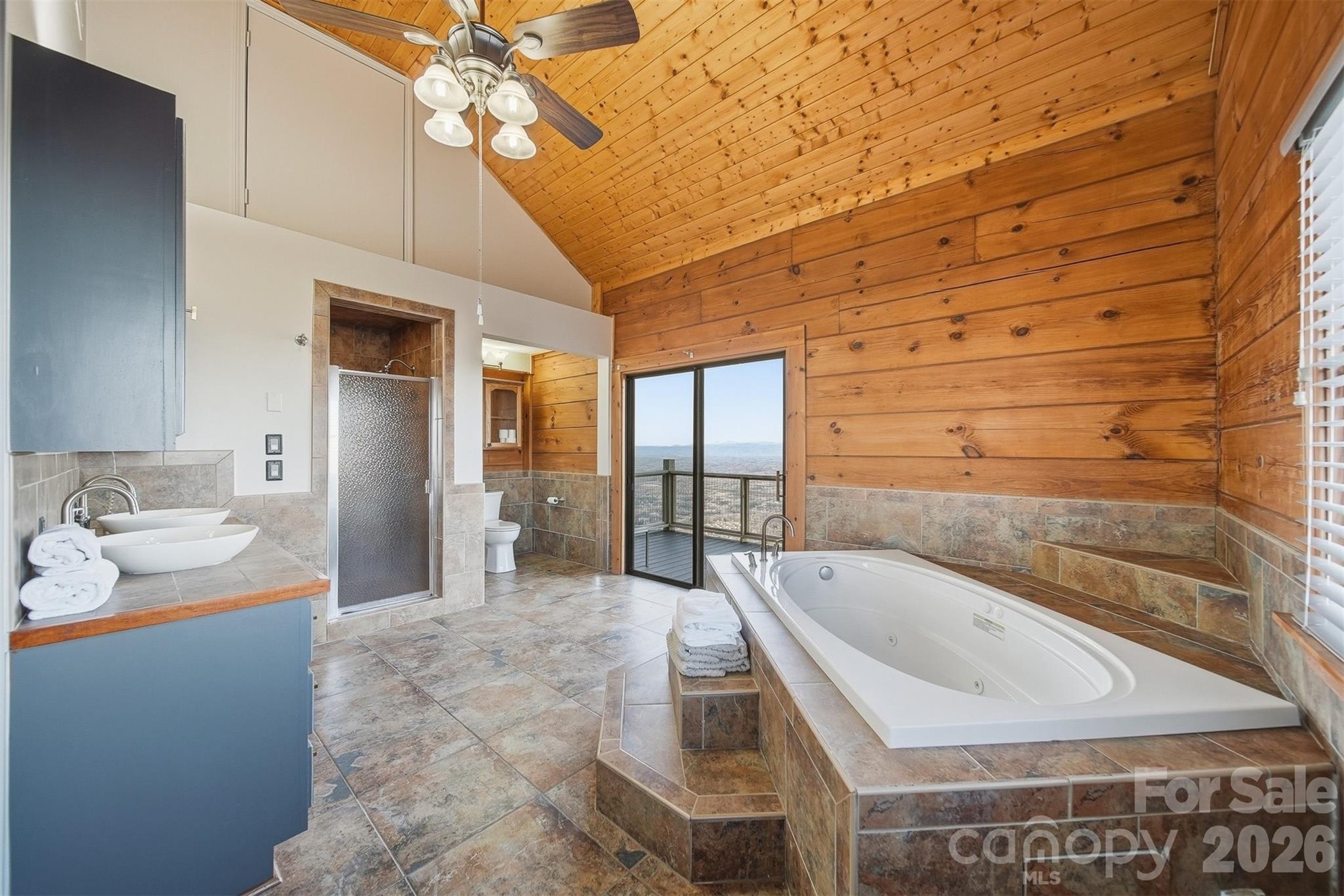 Morganton, North Carolina, 28655, United States, 3 Bedrooms Bedrooms, ,3 BathroomsBathrooms,Residential,Active,2009823