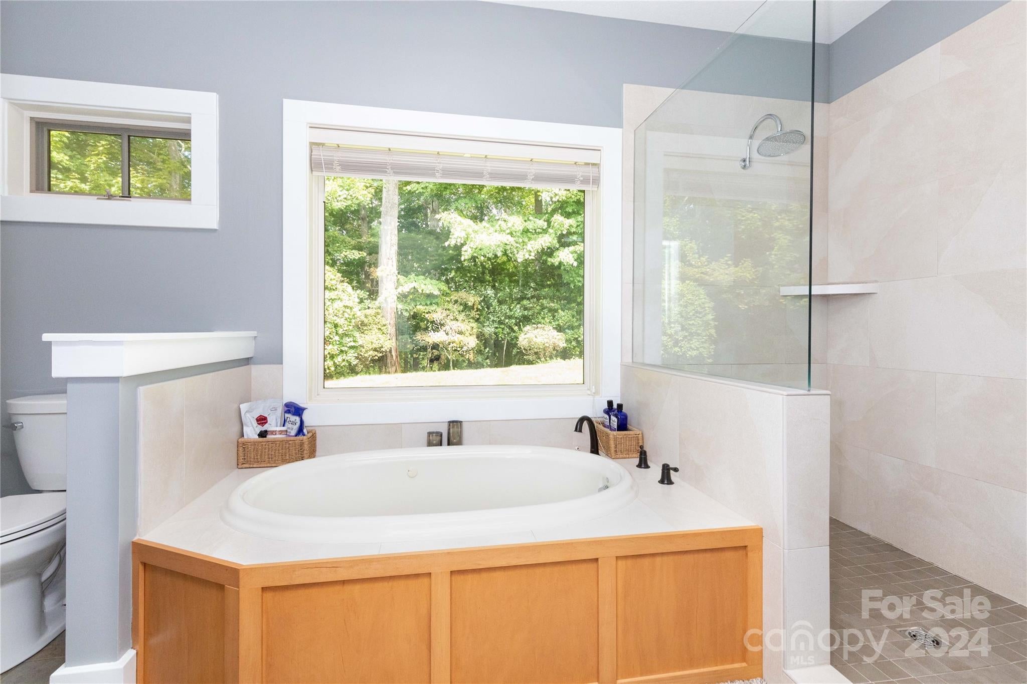 Fletcher, North Carolina, 28732, United States, 5 Bedrooms Bedrooms, ,5 BathroomsBathrooms,Residential,Active,1732440